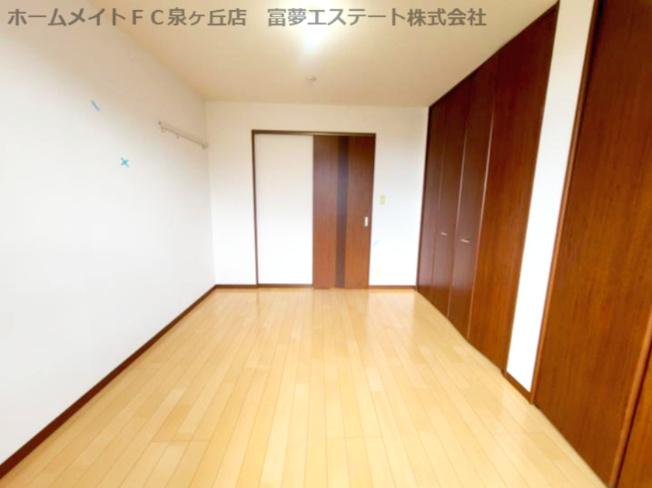 【洋室】 | ガーデンパークC棟 | 6.1帖洋室