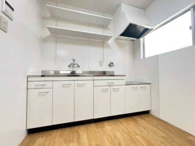 朝霧南町4丁目戸建のキッチン