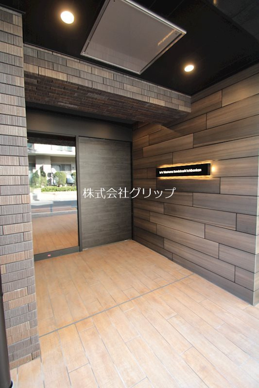 Le'a横濱阪東橋壱番館のエントランス