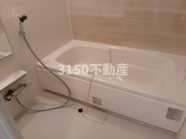 サンライズⅢの浴室|お風呂で日々の疲れを落としましょう
