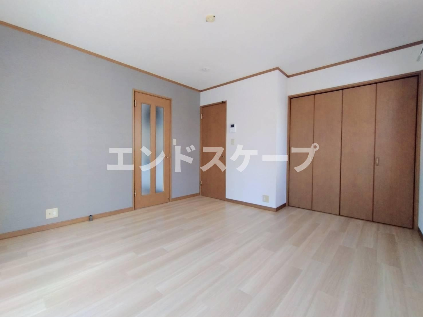 コーポミルクールの居間・リビング|高崎、前橋のお部屋探しはエンドスケープまで！お客様の理想お聞かせ下さい♪