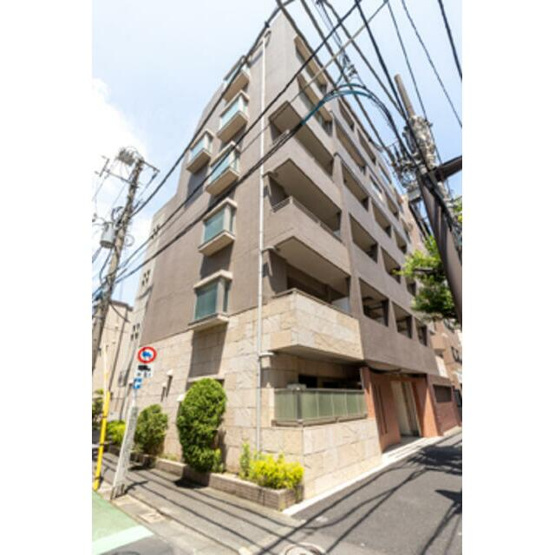 【外観】 | ＦＥＬＩＣＩＡ．Ｋ | 鉄筋コンクリート造のがっちりとした建物。