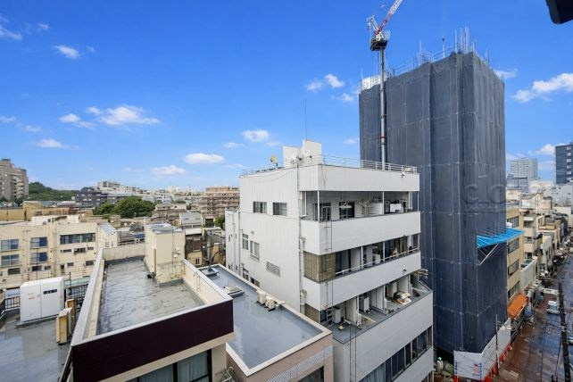 【展望】 | ダイヤハイツサウス大森 | 眼前に広がる空の雄大さと、このお部屋の自慢の一つである「眺望」をご覧ください。毎日、この景色を独り占めできる新生活に夢が広がります。～即日のご見学可能～　お問合せはお気軽にどうぞ。
