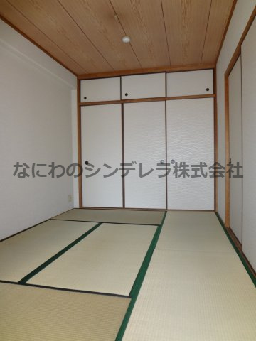 クレセントマンション
