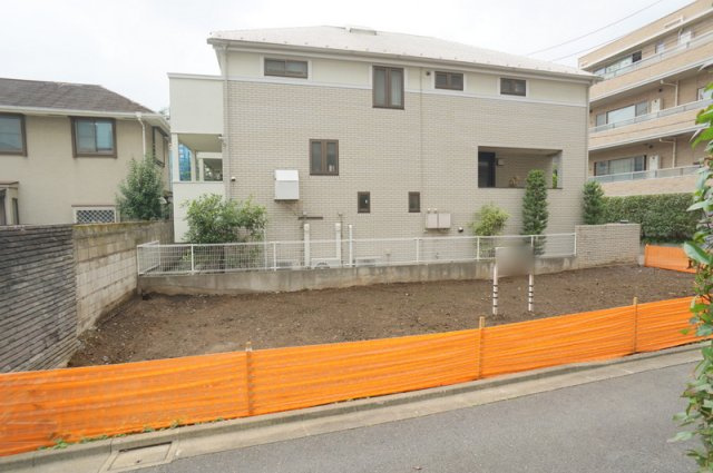 市谷砂土原町３　土地