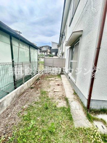 豊中市若竹町１丁目のテラスの庭