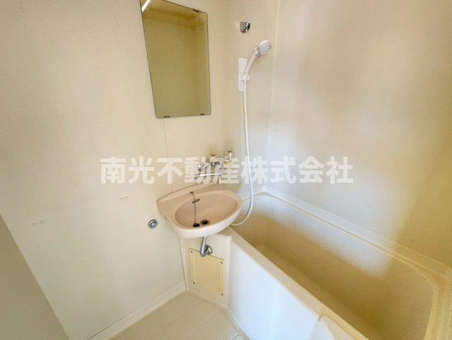 リトル菱屋西の浴室