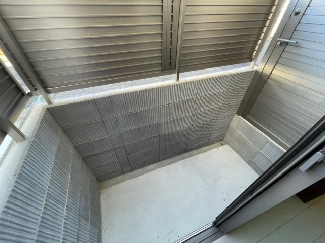 ワコーレヴィアーノ垂水塩屋町のバルコニー