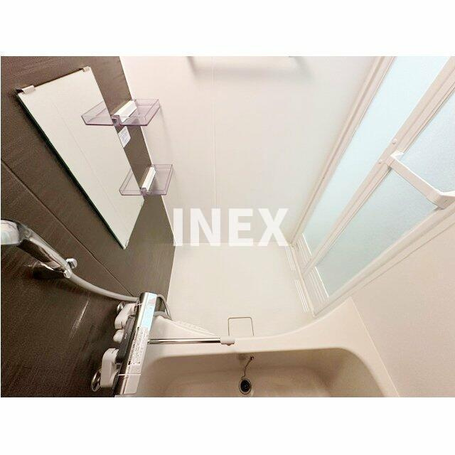 横浜市西区戸部町１丁目の賃貸マンションの浴室
