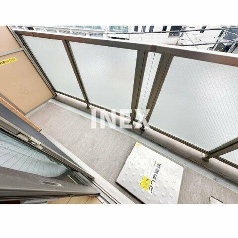 横浜市西区戸部町１丁目の賃貸マンションのバルコニー