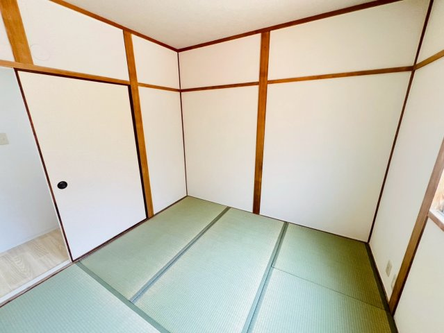 北舞子1丁目戸建の寝室