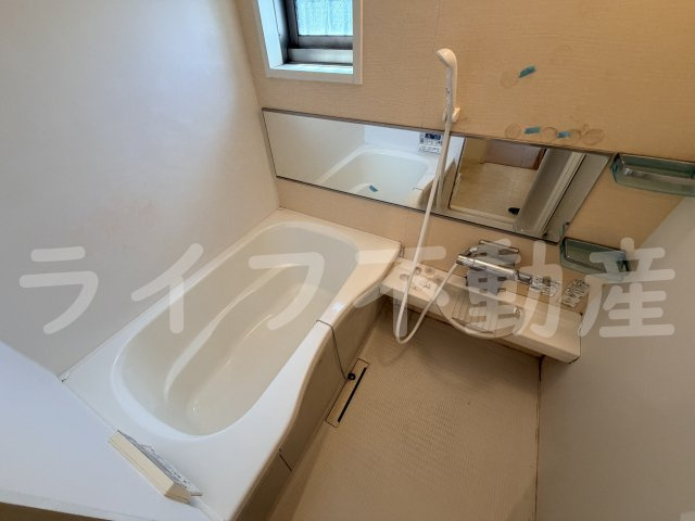 アルファB棟の浴室|コンパクトで使いやすいお風呂です