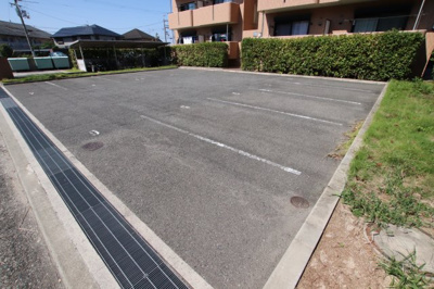 【駐車場】 | ブリーズ泉ヶ丘