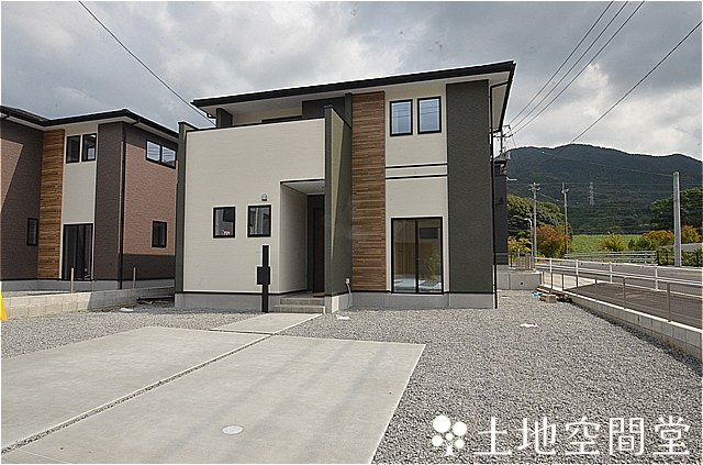 金剛１丁目１期の外観|6号棟　8/20　1号棟～6号棟までご紹介が可能です。
093-695-1238㈱土地空間堂までお気軽にお問い合わせください。