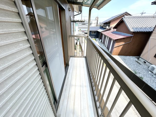 中古住宅　木戸町のバルコニー