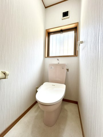 中古住宅　木戸町のトイレ