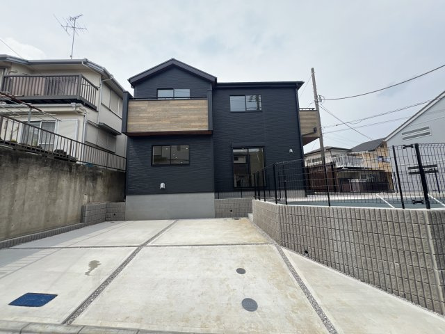 回遊しまくれる間取り！！鬼ごっこしてもいいけどキッチンは危ないからダメよ！！な【緑区長津田みなみ台7丁目新築戸建】