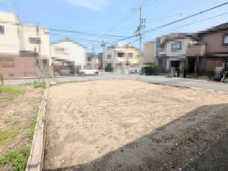 【外観】 | 新在家町西３丁　売土地 | 西側間口約7.3ｍ！東側間口約9.0ｍ！開放感のあるお住まいになりますね！