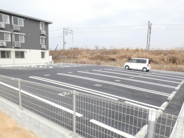 セジュール鵬舟Ⅵ 205の駐車場