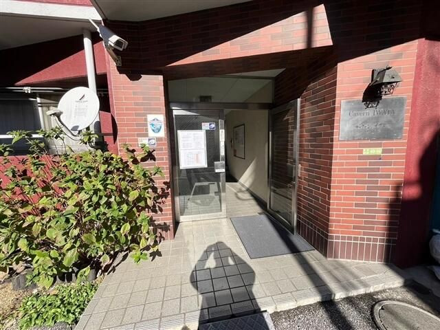キャヴァンイワタのエントランス