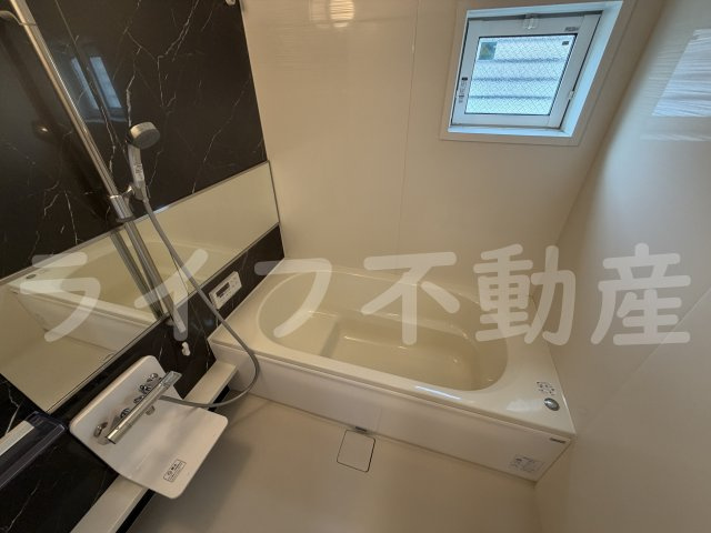 アルベロの浴室