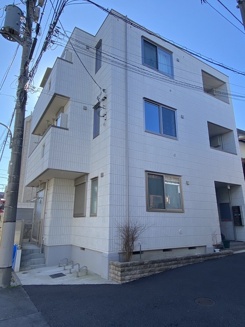 ＡＶＥＮＩＲの外観