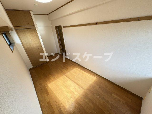 T-one MIYAHARA West Bの居間・リビング|高崎、前橋、伊勢崎エリアのお部屋探しはエンドスケープまで！お客様の理想お聞かせ下さい♪
