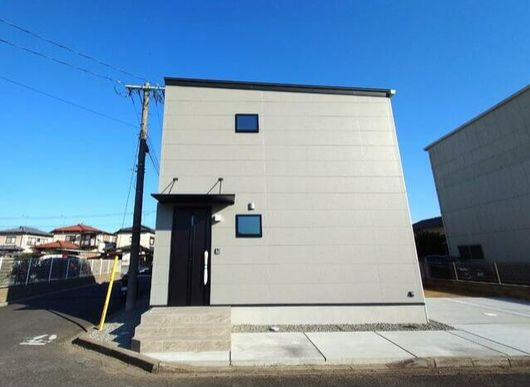 築後未入居　三佐戸建