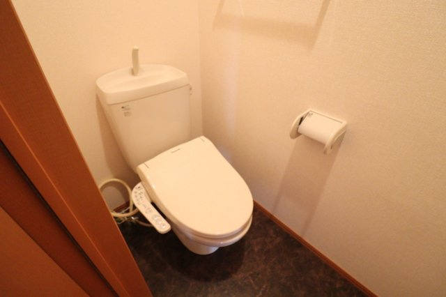 熊本市南区馬渡１丁目のアパートのトイレ