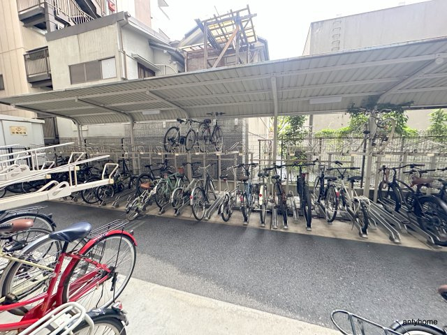 アーデンタワー南堀江　仲介手数料無料の駐車場