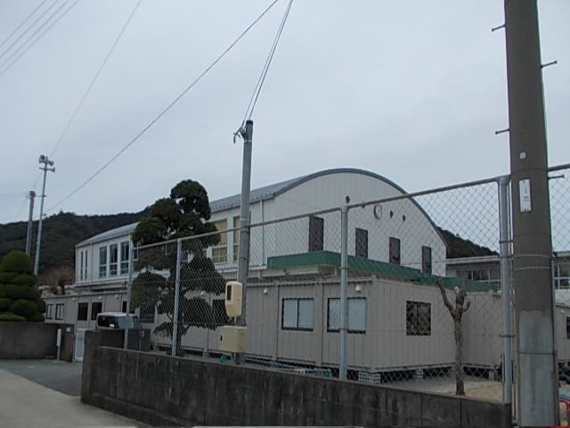【周辺】 | ラパンⅡ | 『内原小学校』様まで1550m