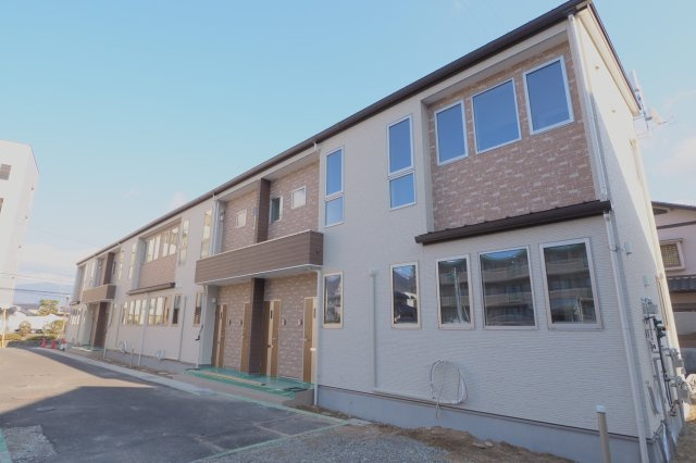 Canal　Court