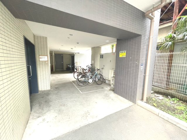 サニーコート八王子第２　の駐輪場