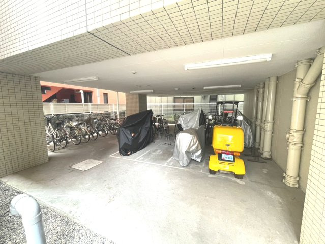サニーコート八王子第２　の駐輪場
