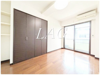 【居間・リビング】 | ブランノワール | 洋室のお部屋です。
