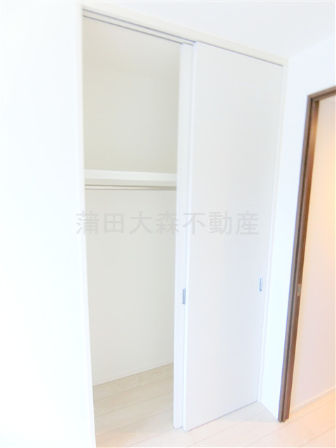 スパシエ蒲田グランドタワーの設備|リビング部分クローゼット