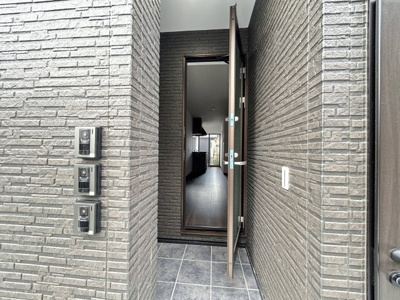 【玄関】 | BR Maison堺石津
