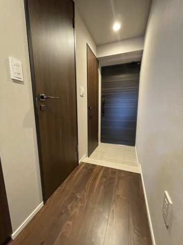 レーベン長岡南町THE CLASSの玄関