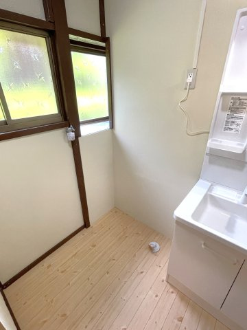 九十九里町片貝1761TC貸家の洗面所|室内洗濯機置き場