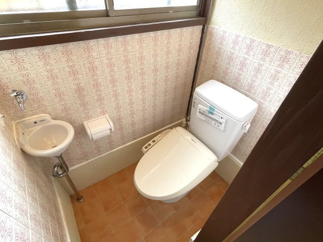 九十九里町片貝1761TC貸家のトイレ