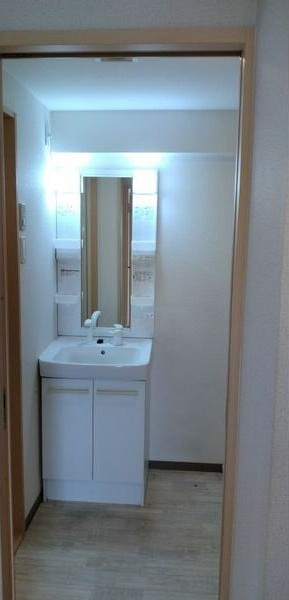 ヴィラエーデル大須の独立洗面台|独立洗面台あり、毎朝おしゃれに忙しい女性の方におすすめです