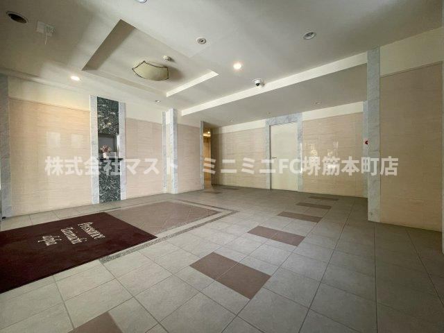 プレサンス谷町アルファのロビー