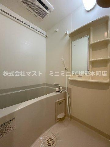 プレサンス谷町アルファの浴室