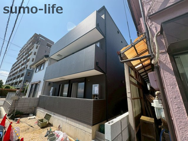 Cocon Grandjour尼崎水堂町のエントランス