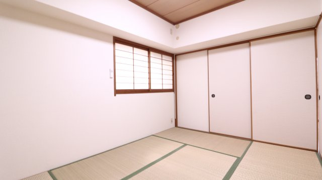 プラザハイツ二ツ屋C棟の内装