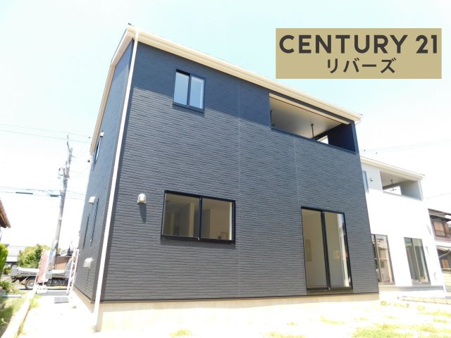 あま市七宝町遠島八幡島の新築一戸建の外観|◇１号棟◇　　いつでも見学出来ます♪♪（お問合せ当日、平日、水曜、夜間でもＯＫ）　敷地５８．６６坪！　駐車並列３台ＯＫ！　南に広い庭付き、陽当たり良好！　耐震＋制震の安心な家♪　広いＬＤＫ１８．０帖♪
