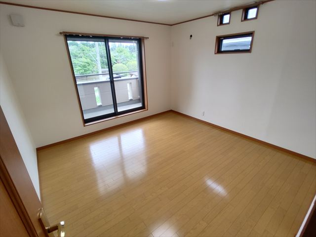 【寝室】の画像