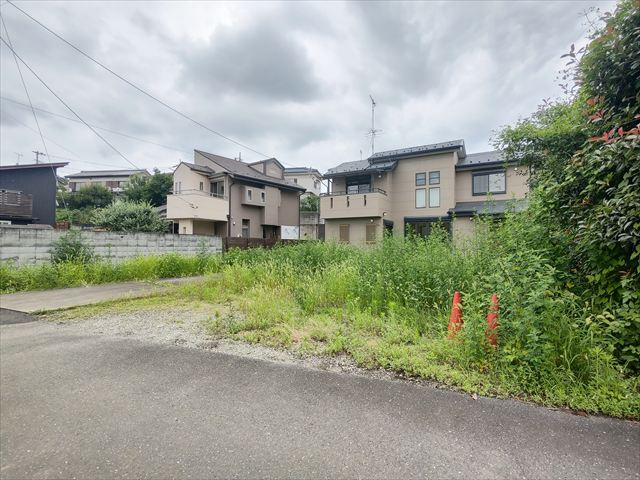 【前面道路含む現地写真】の画像