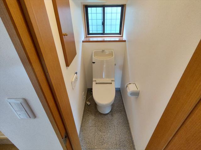 【トイレ】の画像