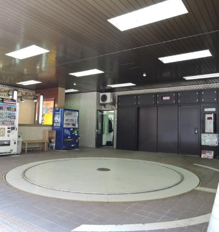 東京建物本町ビルの駐車場